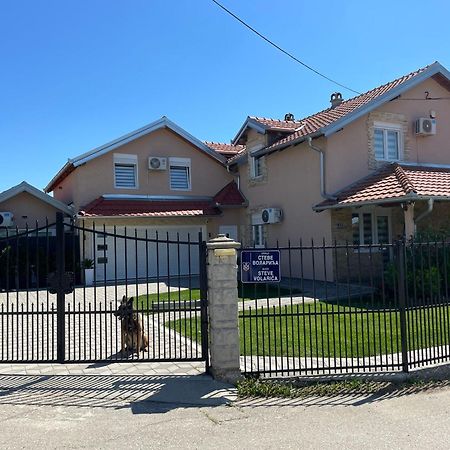 Apartman Diamond Lux Surčin エクステリア 写真