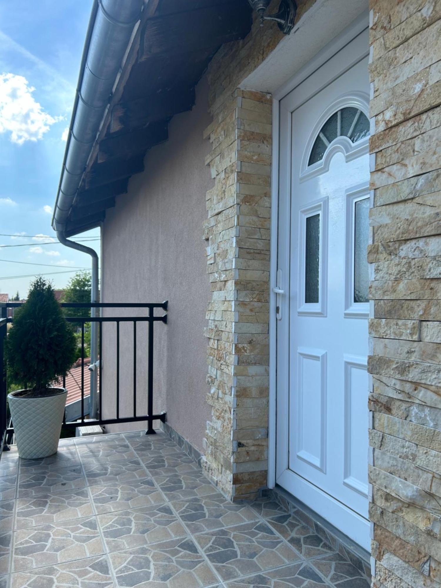 Apartman Diamond Lux Surčin エクステリア 写真